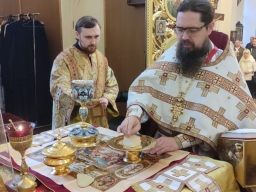 Неделя 28-я по Пятидесятнице, святых праотец, день памяти святителя Спиридона, епископа Тримифунтского